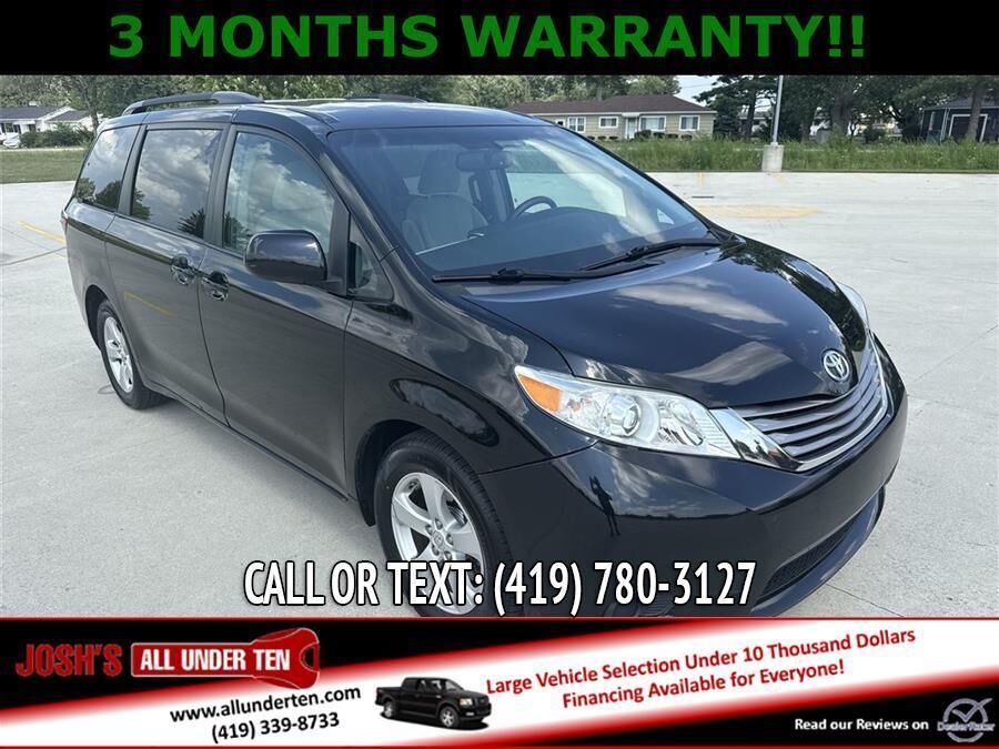 2017 TOYOTA Sienna