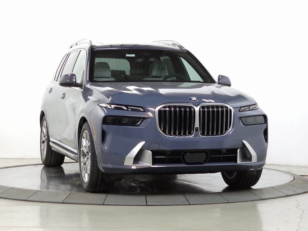 2026 BMW X7