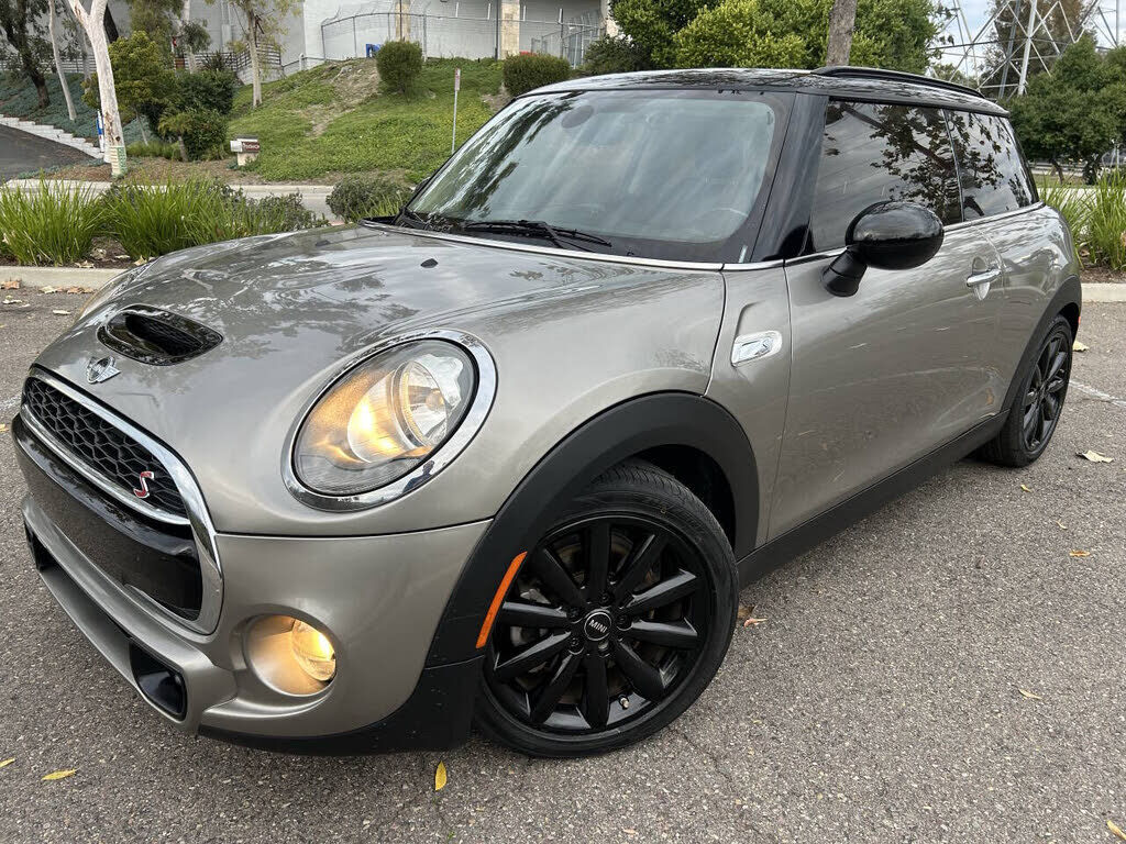 2017 MINI Hardtop
