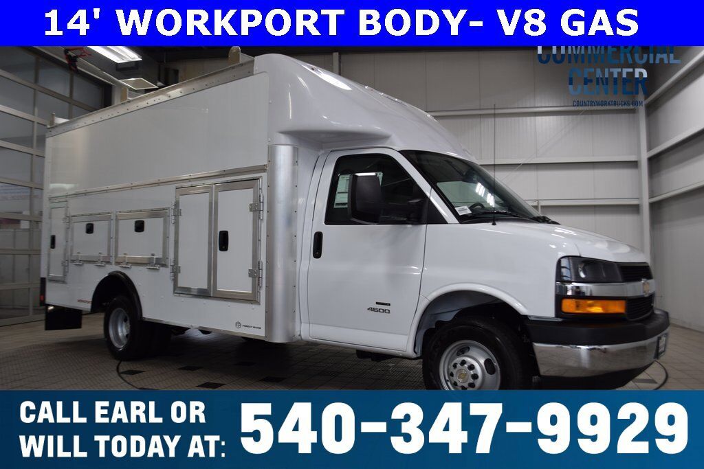 2025 CHEVROLET Express