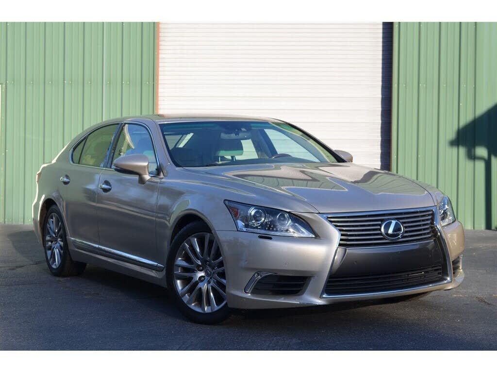 2015 LEXUS LS