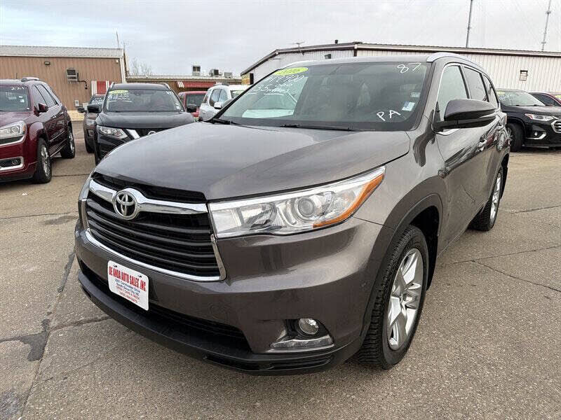 2016 TOYOTA Highlander