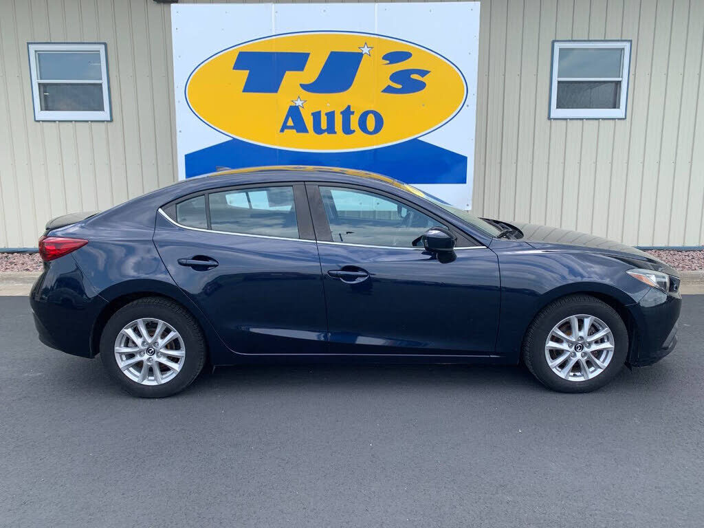 2016 MAZDA Mazda3