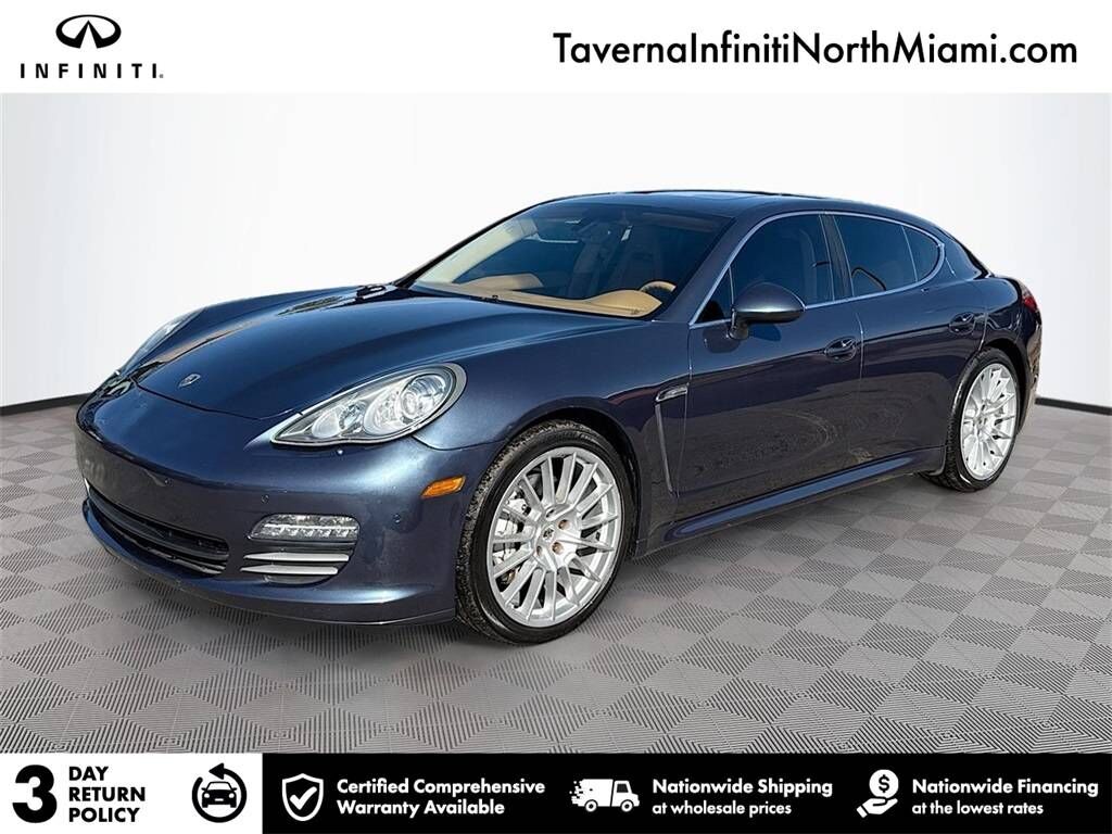 2011 PORSCHE Panamera