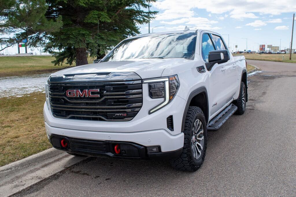 2023 GMC Sierra