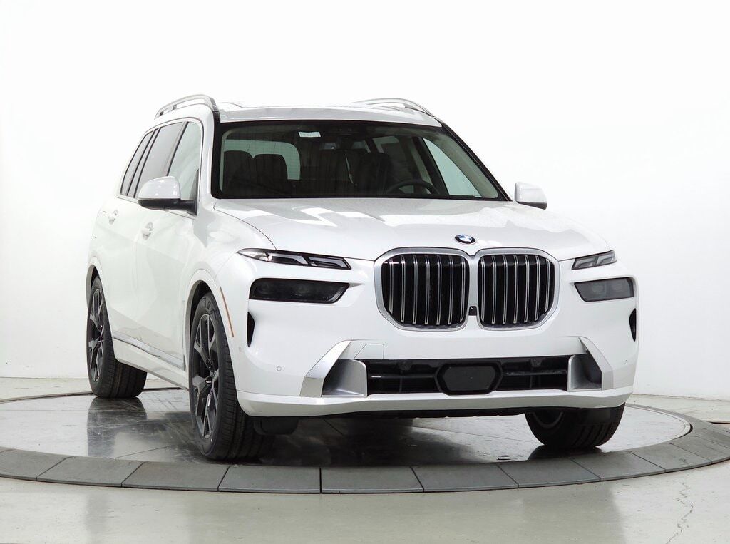 2026 BMW X7