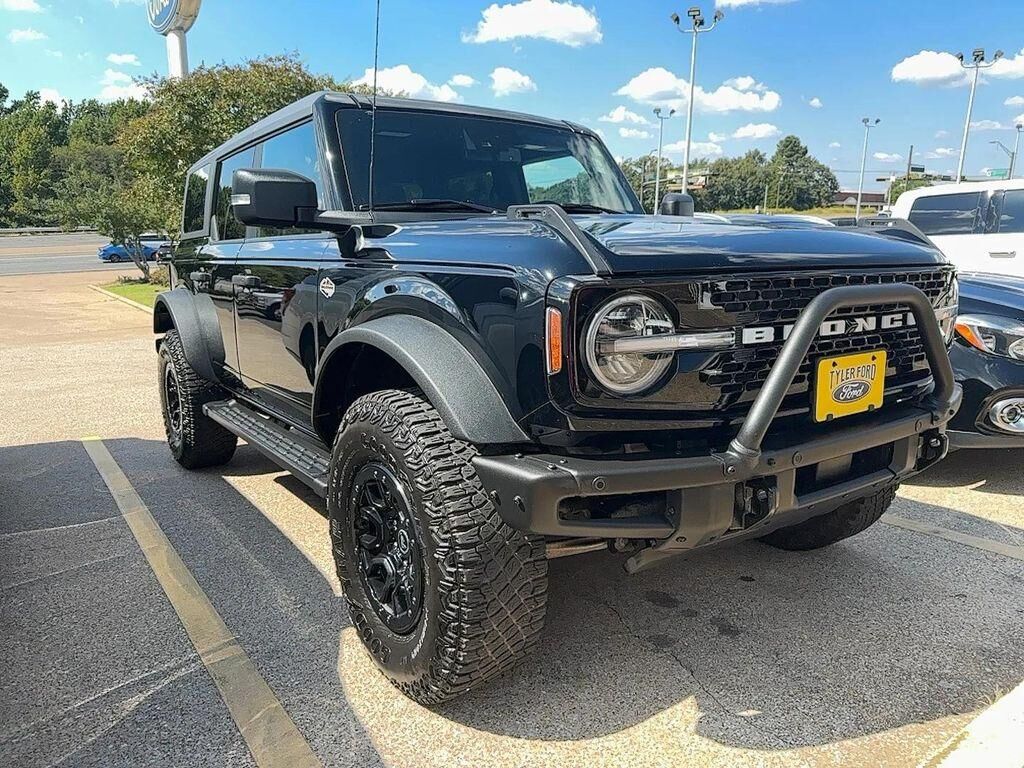 2023 FORD Bronco