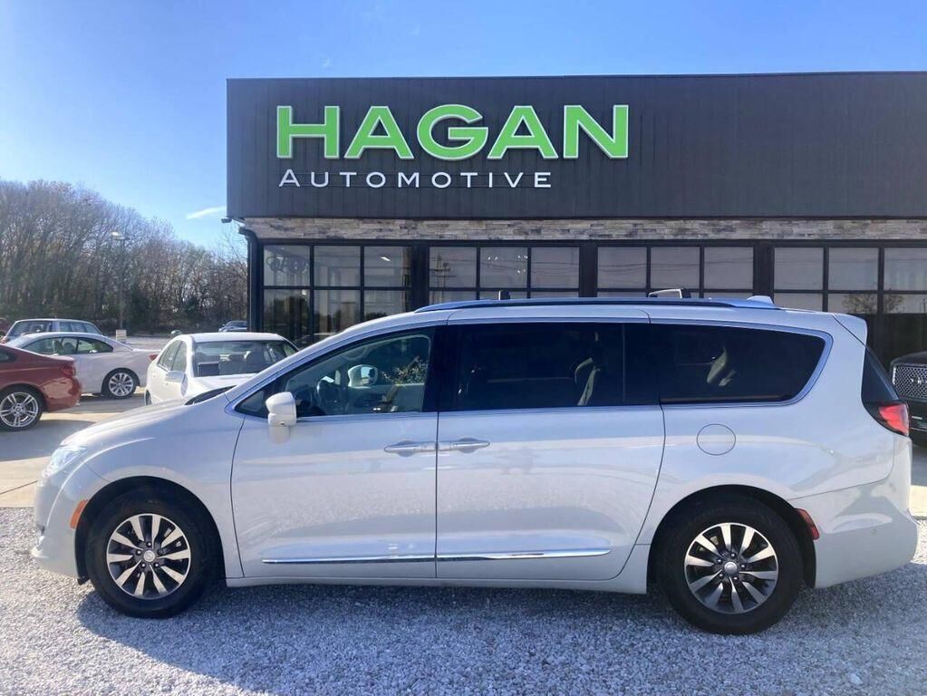 2019 CHRYSLER Pacifica