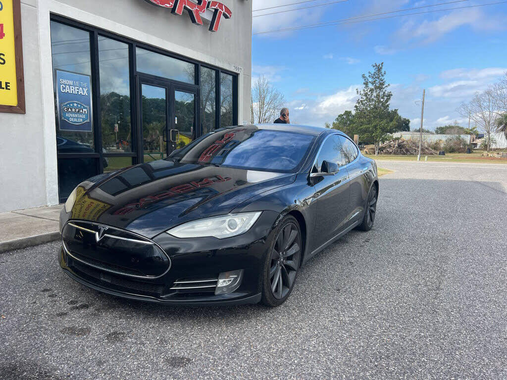 2016 TESLA Model S