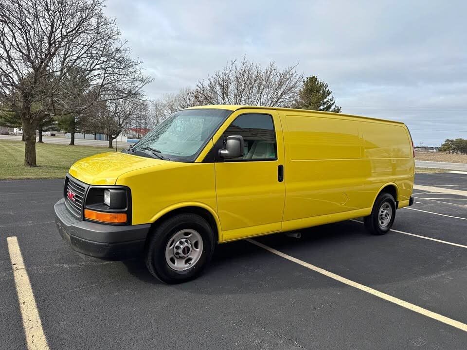 GMC Savana
