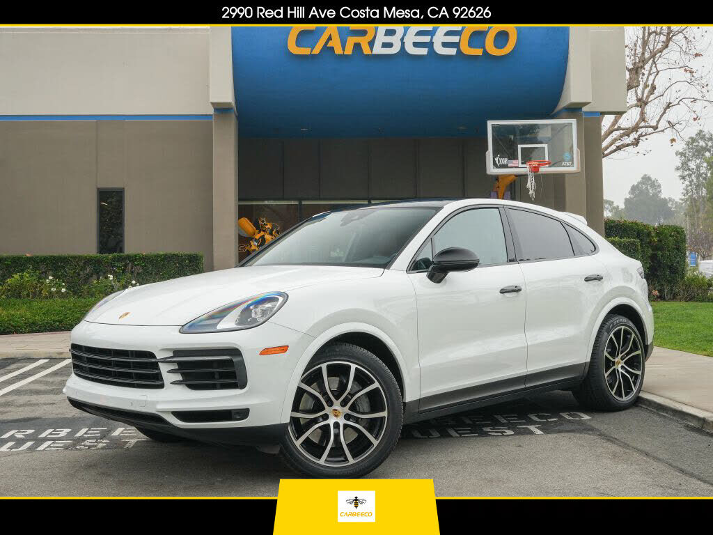 2022 PORSCHE Cayenne