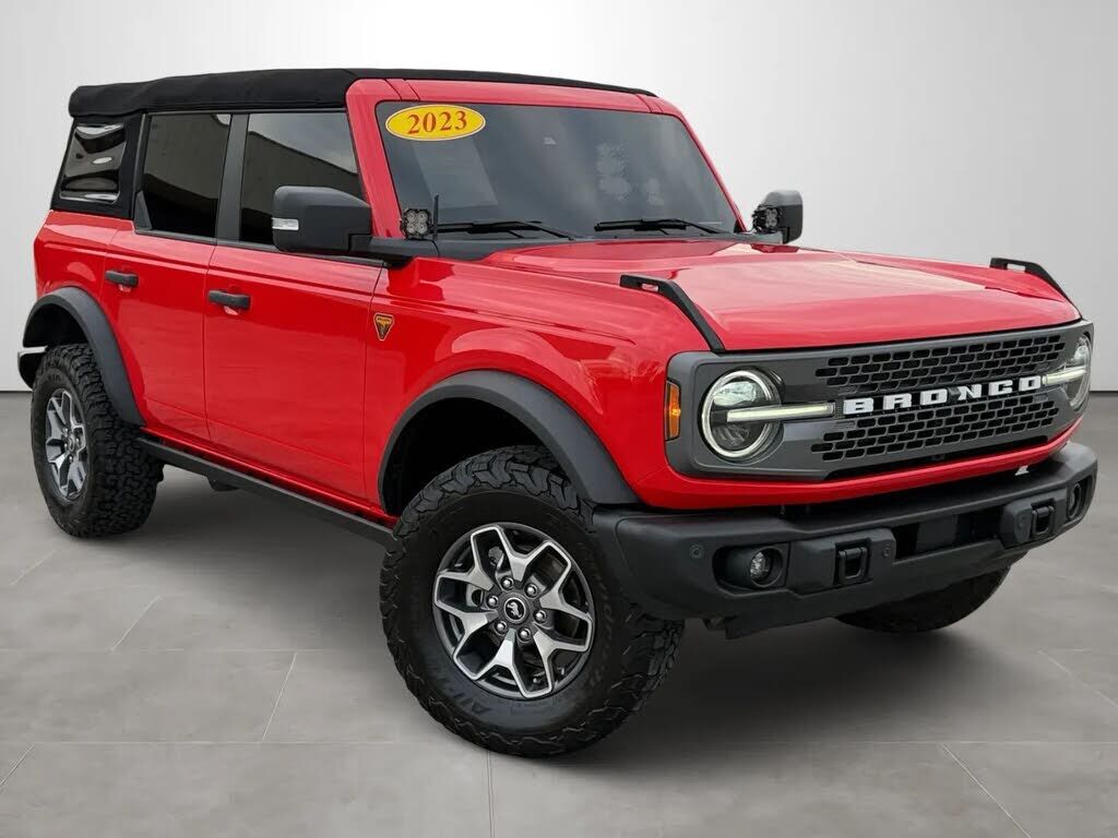 2023 FORD Bronco
