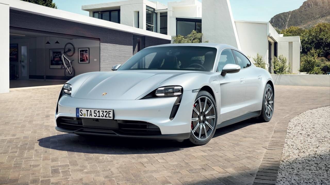 2023 PORSCHE Taycan