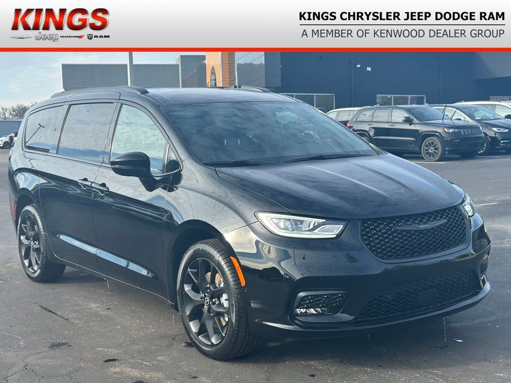 2026 CHRYSLER Pacifica
