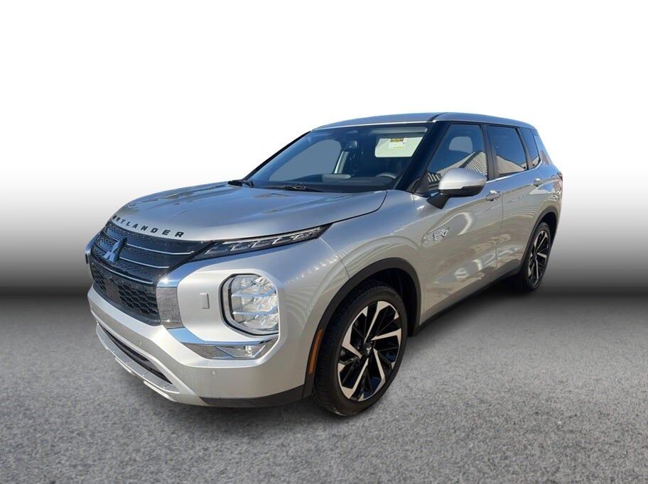 2025 MITSUBISHI Outlander