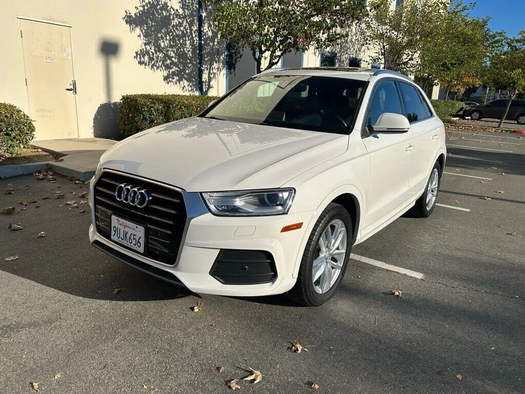 2016 AUDI Q3