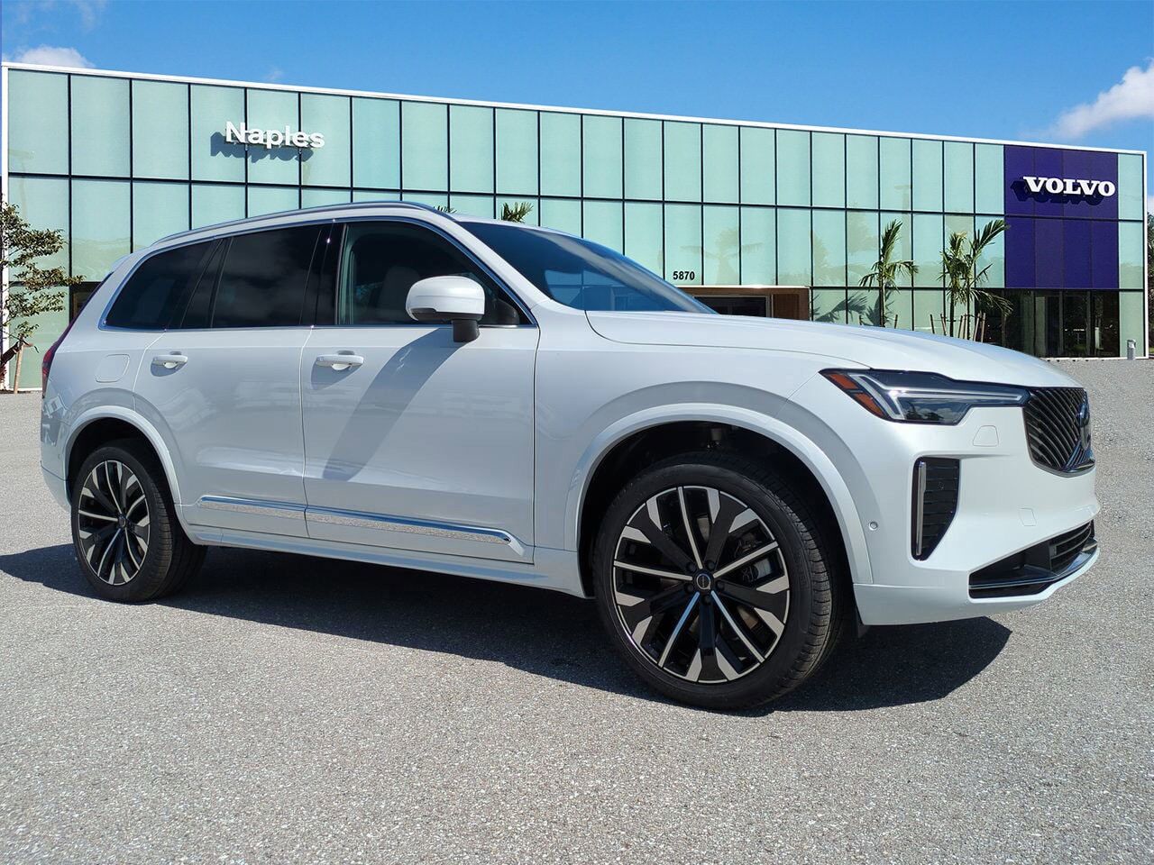 2026 VOLVO XC90