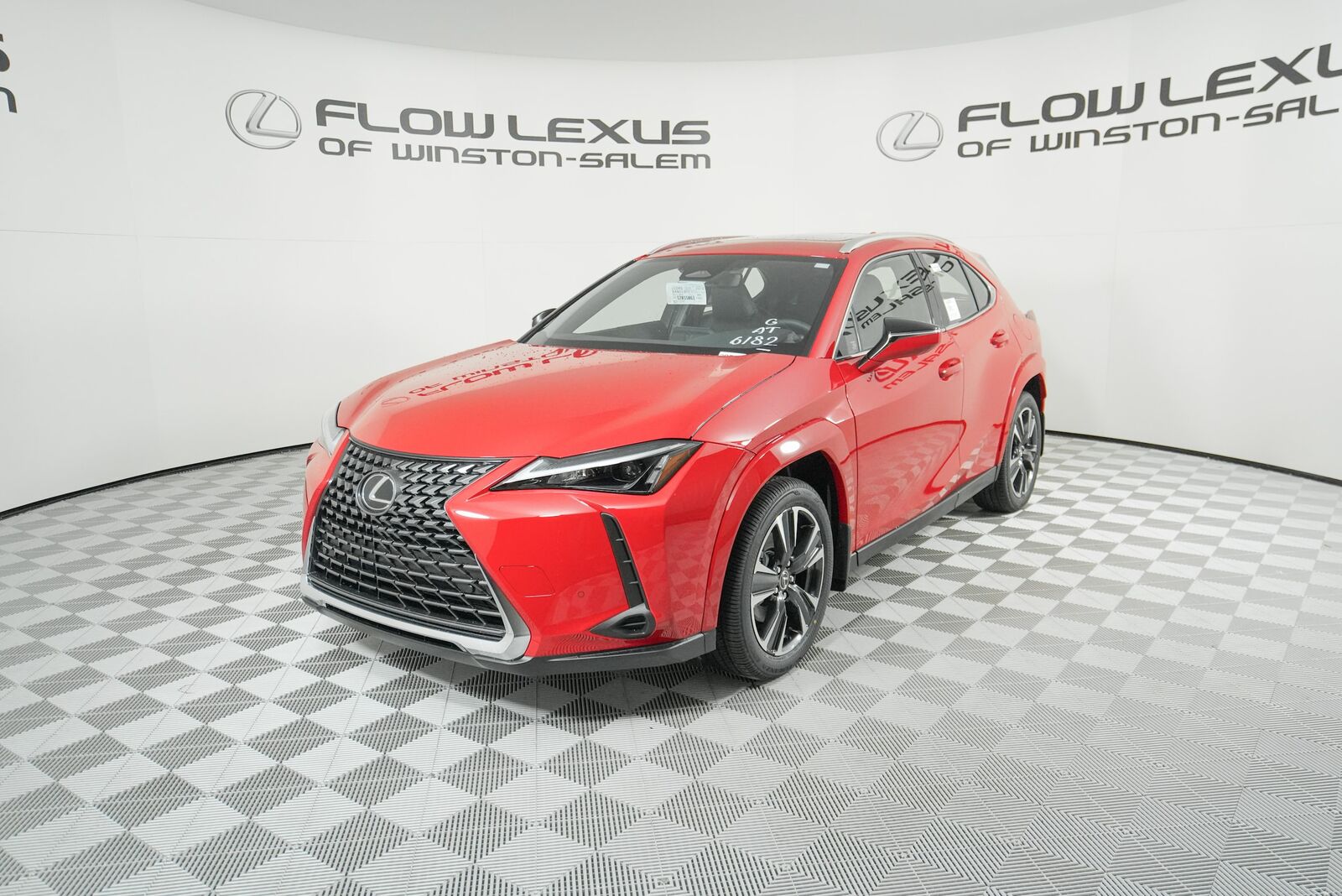 2025 LEXUS UX