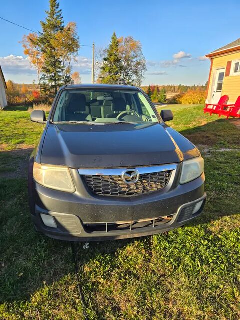 Mazda Tribute
