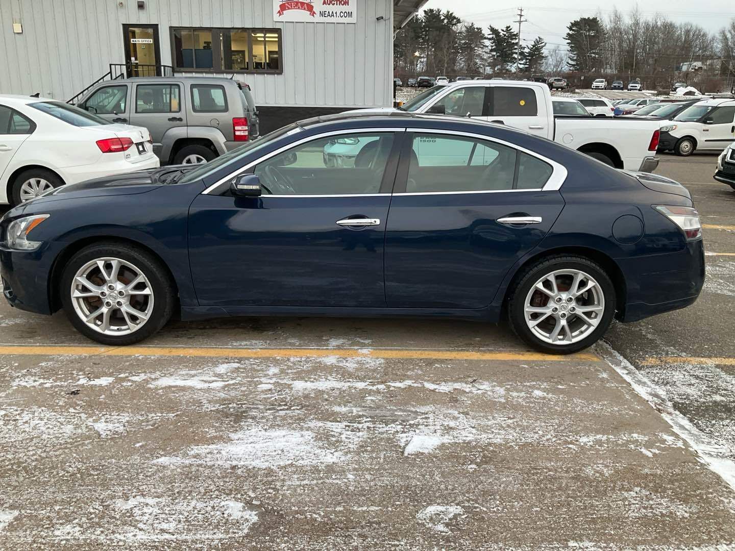Nissan Maxima