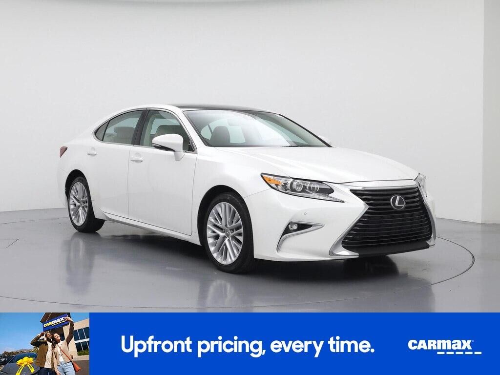 2016 LEXUS ES