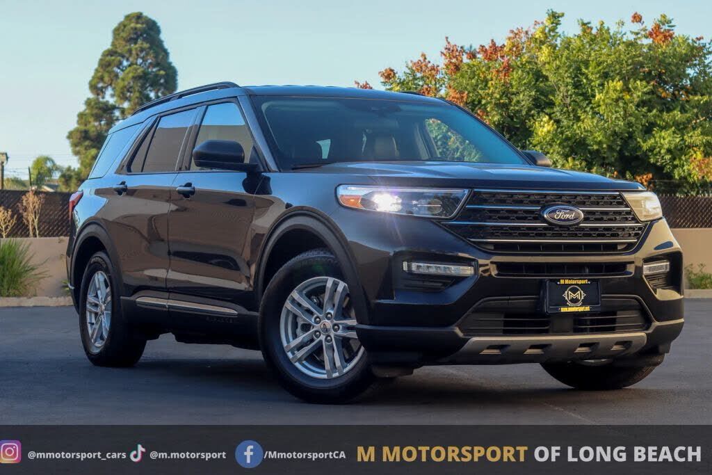 2022 FORD Explorer