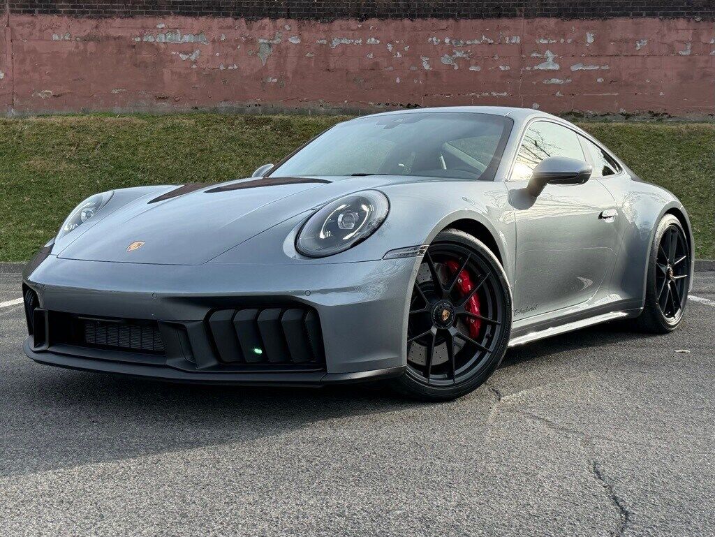 2026 PORSCHE 911
