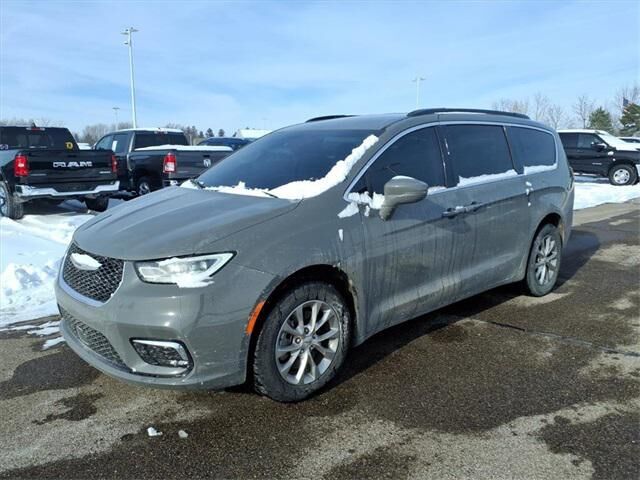 2022 CHRYSLER Pacifica
