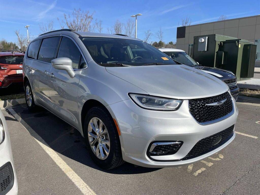 2022 CHRYSLER Pacifica