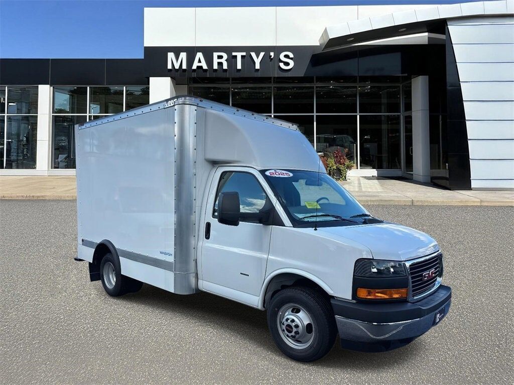 2024 GMC Savana