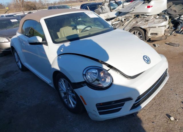 2019 VOLKSWAGEN Beetle