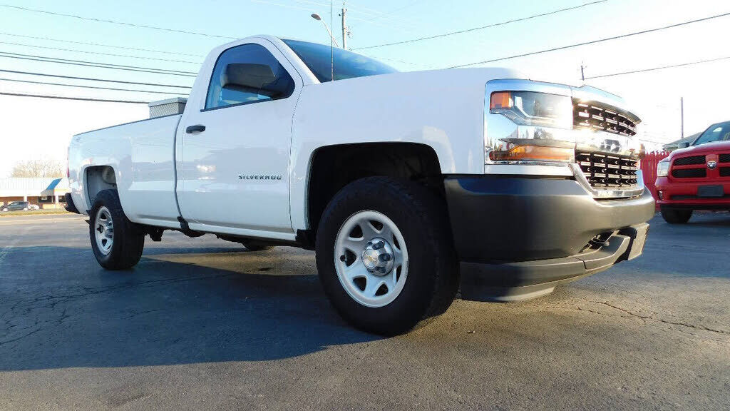 2018 CHEVROLET Silverado