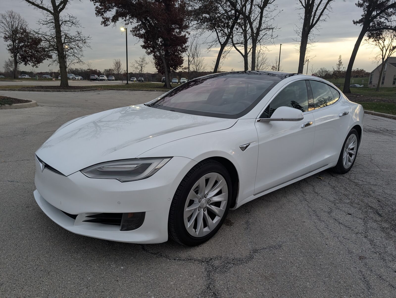 2017 TESLA Model S