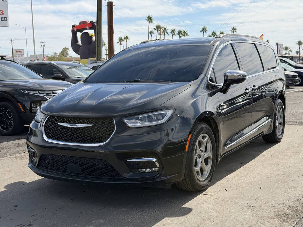 2022 CHRYSLER Pacifica