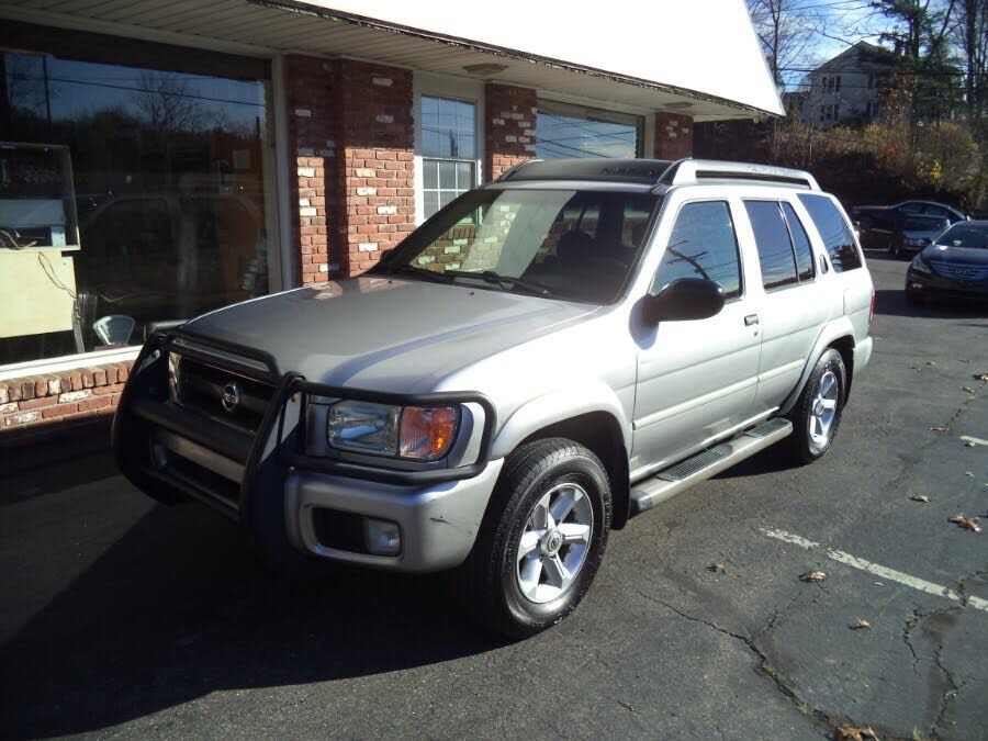 2004 NISSAN Pathfinder