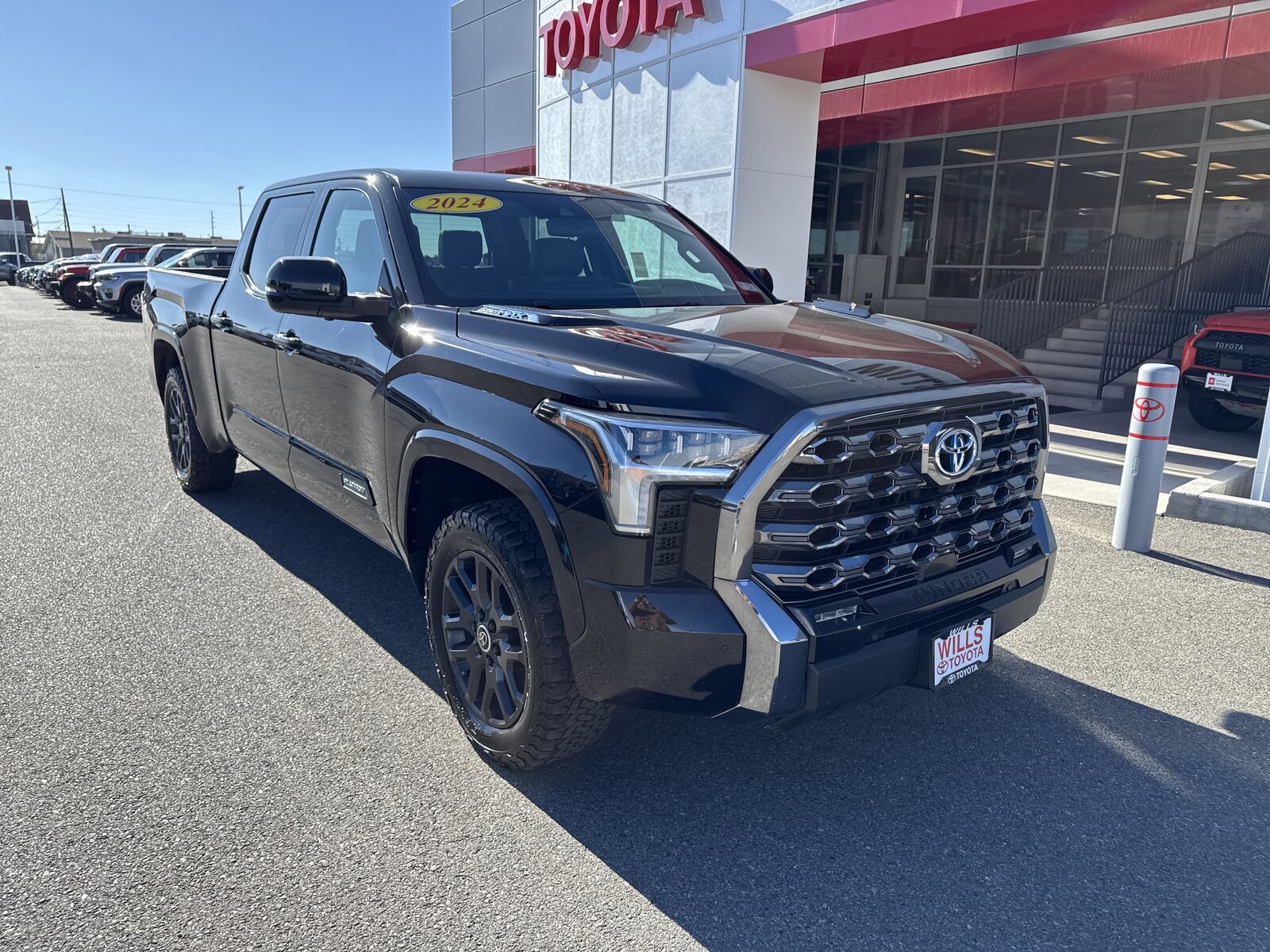 2024 TOYOTA Tundra