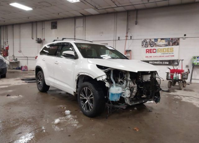 2017 TOYOTA Highlander