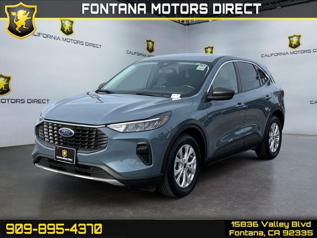 2023 FORD Escape