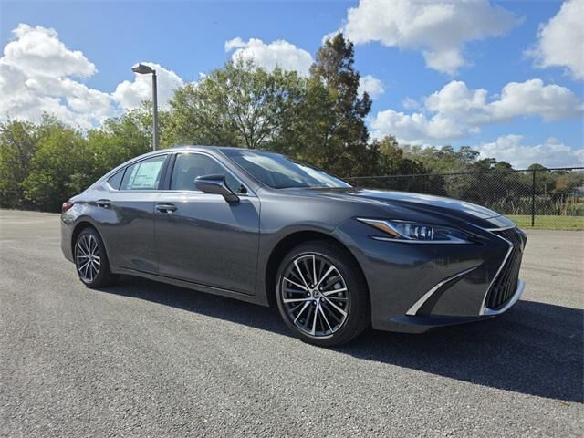 2025 LEXUS ES
