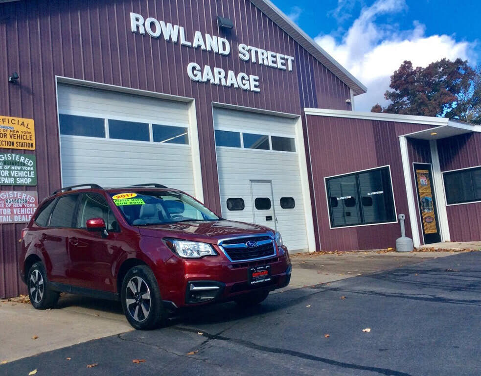 2017 SUBARU Forester