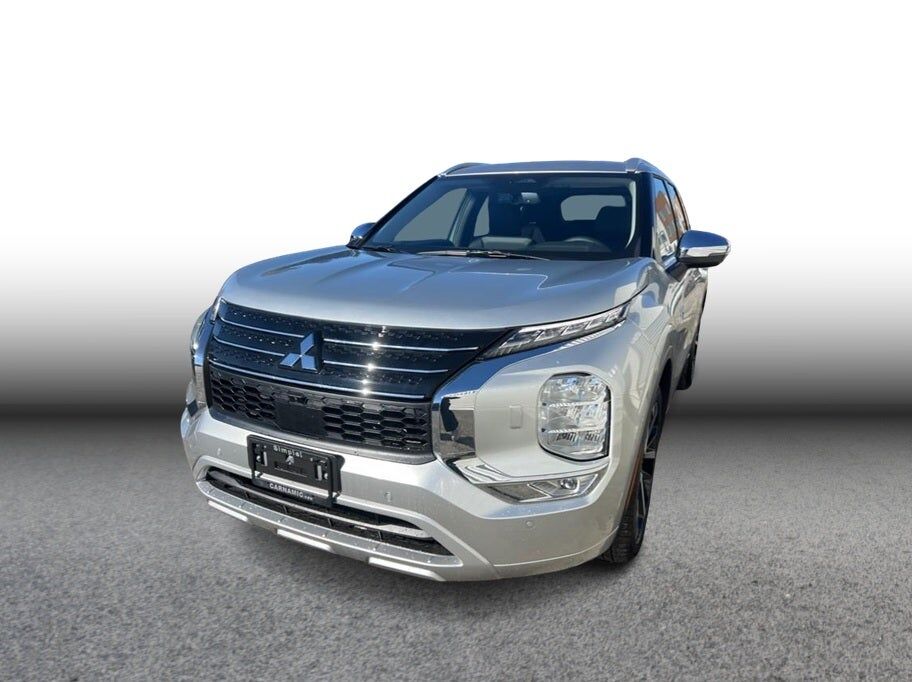2025 MITSUBISHI Outlander