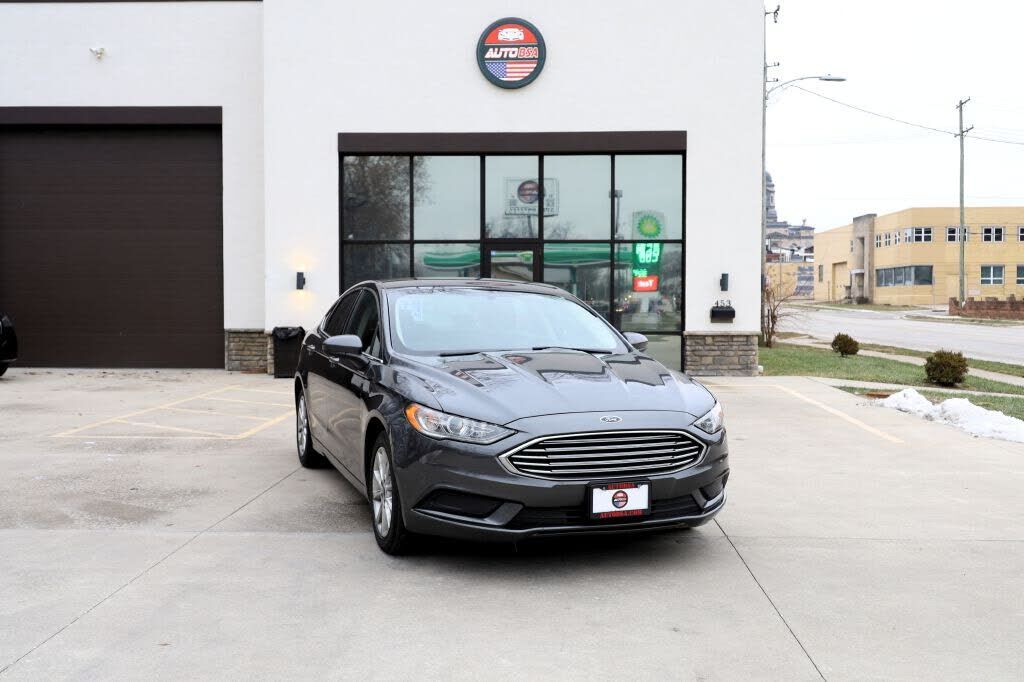 2017 FORD Fusion