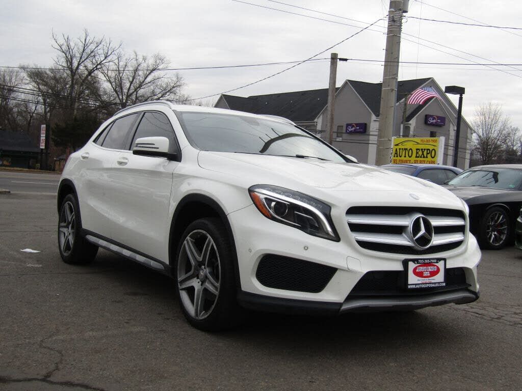 2015 MERCEDES-BENZ GLA-Class