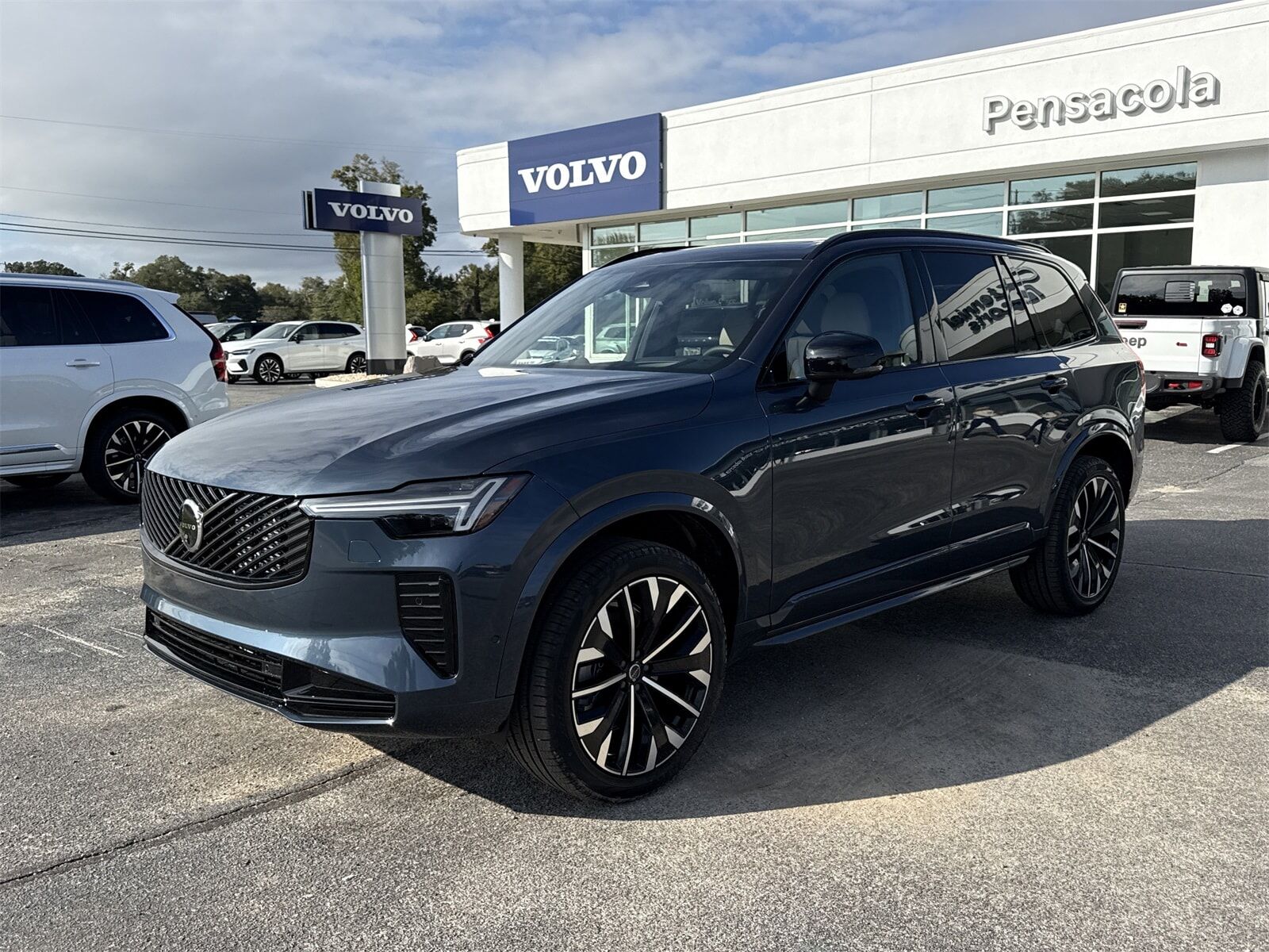 2026 VOLVO XC90