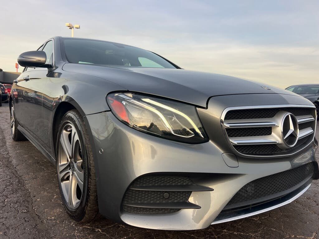 2017 MERCEDES-BENZ E-Class