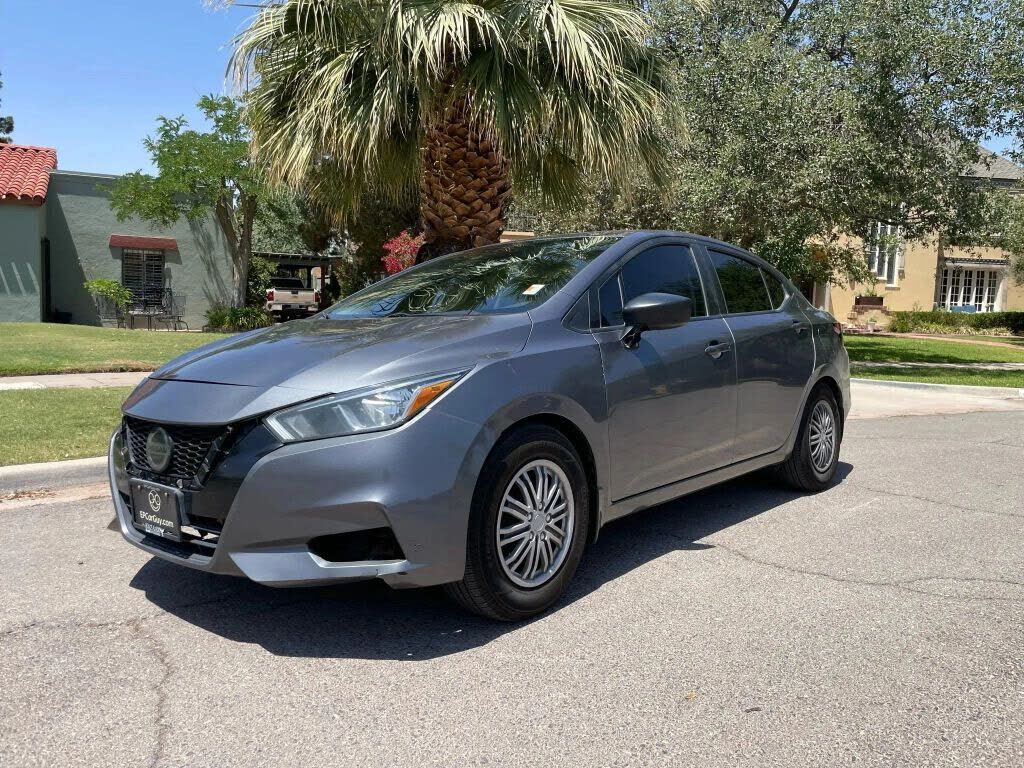 2020 NISSAN Versa