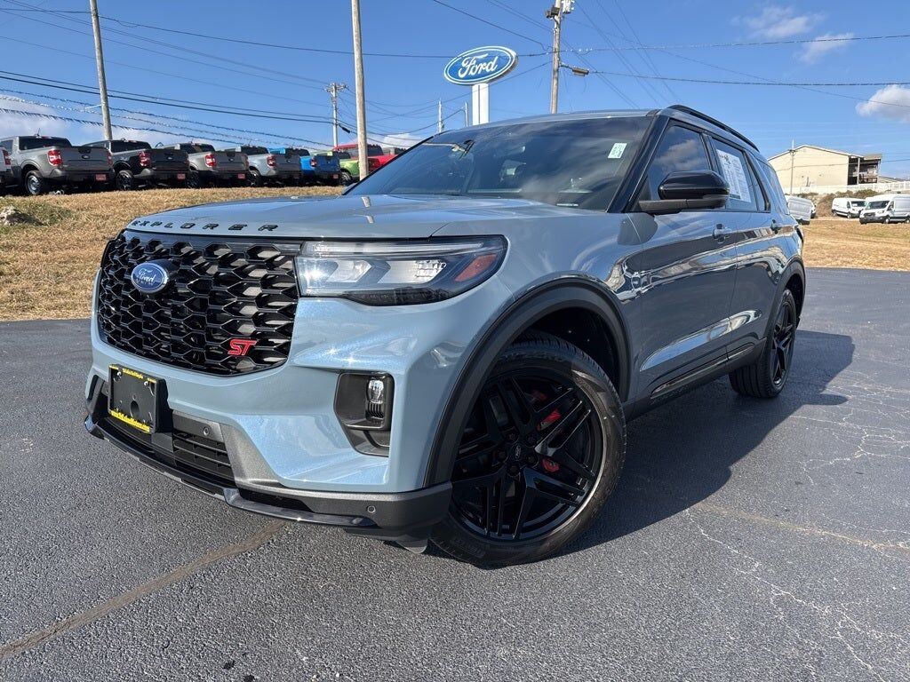 2025 FORD Explorer