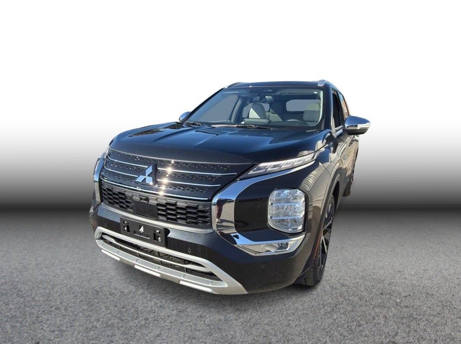 2025 MITSUBISHI Outlander