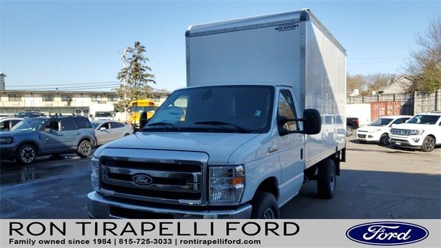 2026 FORD E-350