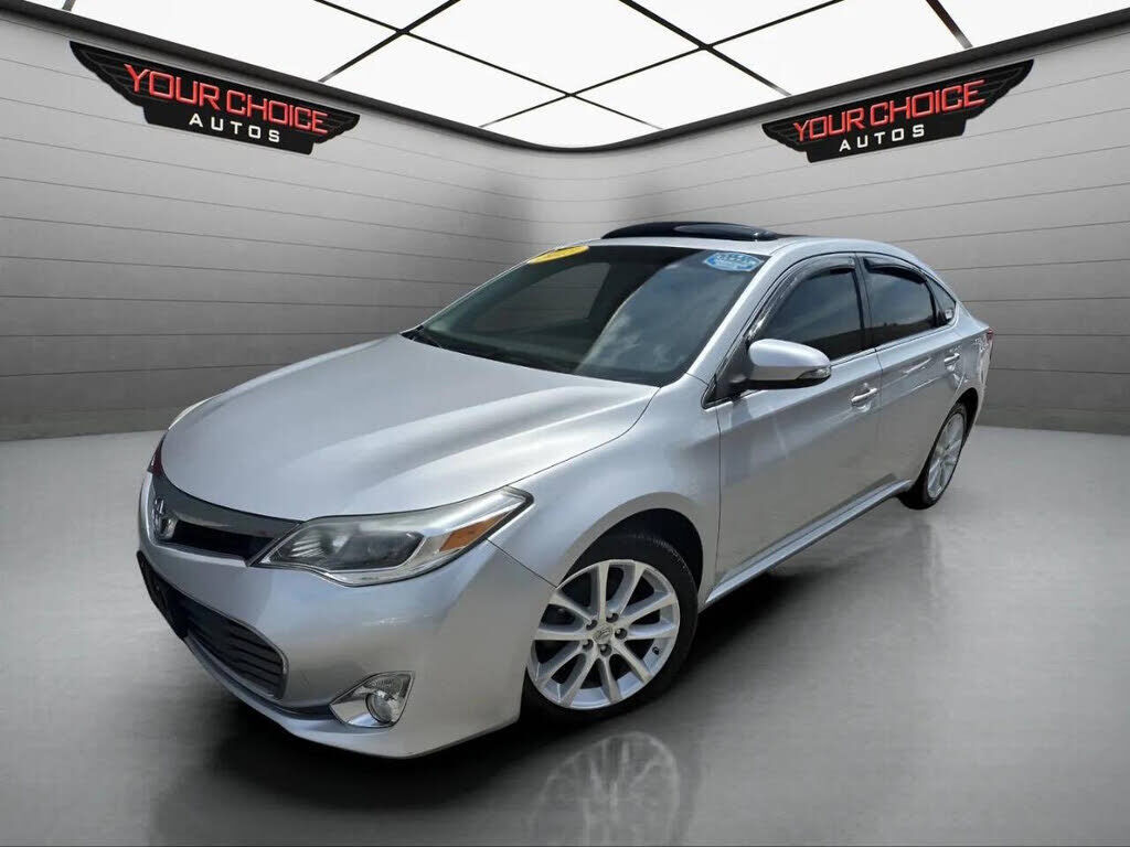 2013 TOYOTA Avalon